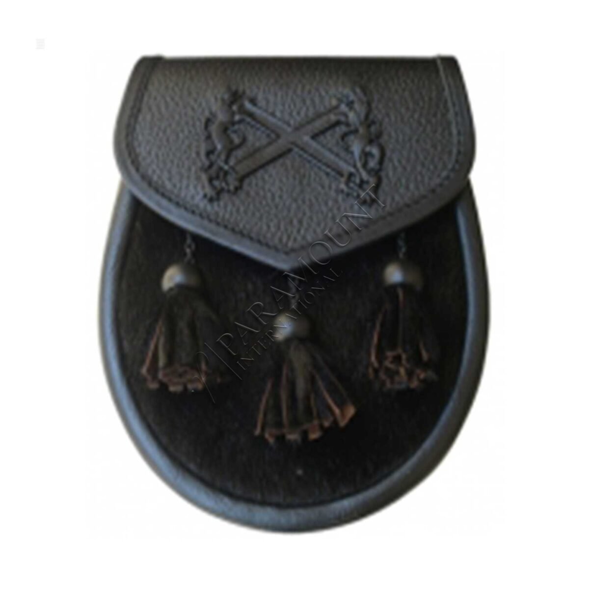 Black Seal Skin Sporran with Lion Rampant Badge