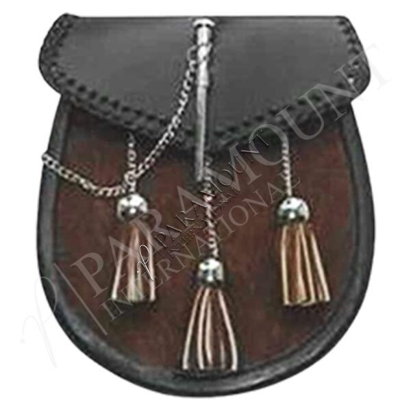 Brown Assorted Sporran with Chain Detail and Three Tassels - 1294
