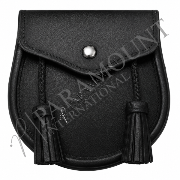 Black Leather Boy Sporran with Plain Flap - 03